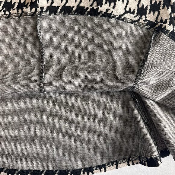 Y2K Skirt Size Small White Black Houndstooth Fit & Flare Catch My I Academia - Picture 9 of 9